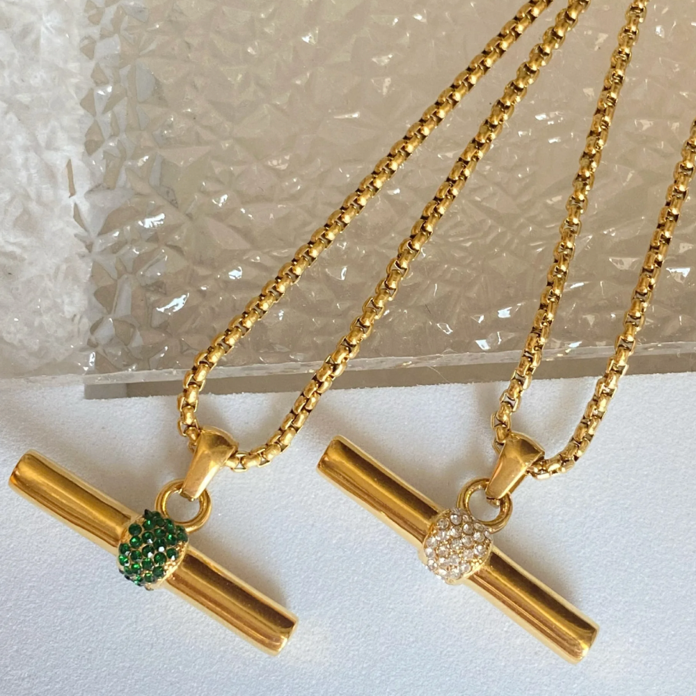 ALICE 18K GOLD PLATED CHARM NECKLACE