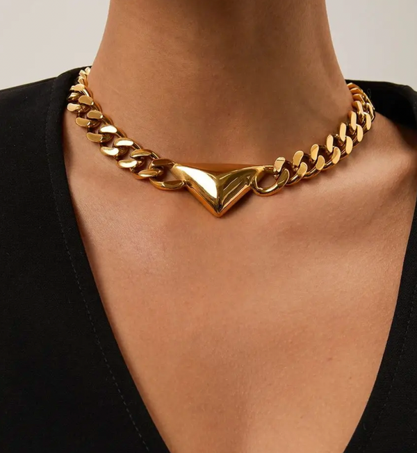 LIZZY 18K GOLD PLATED CHAIN NECKLACE