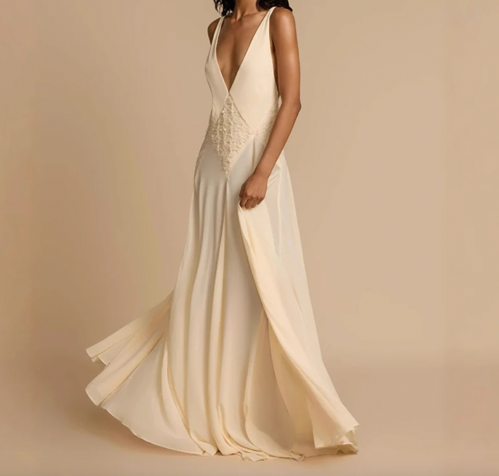 AZURA CHIFFON V NECK MAXI