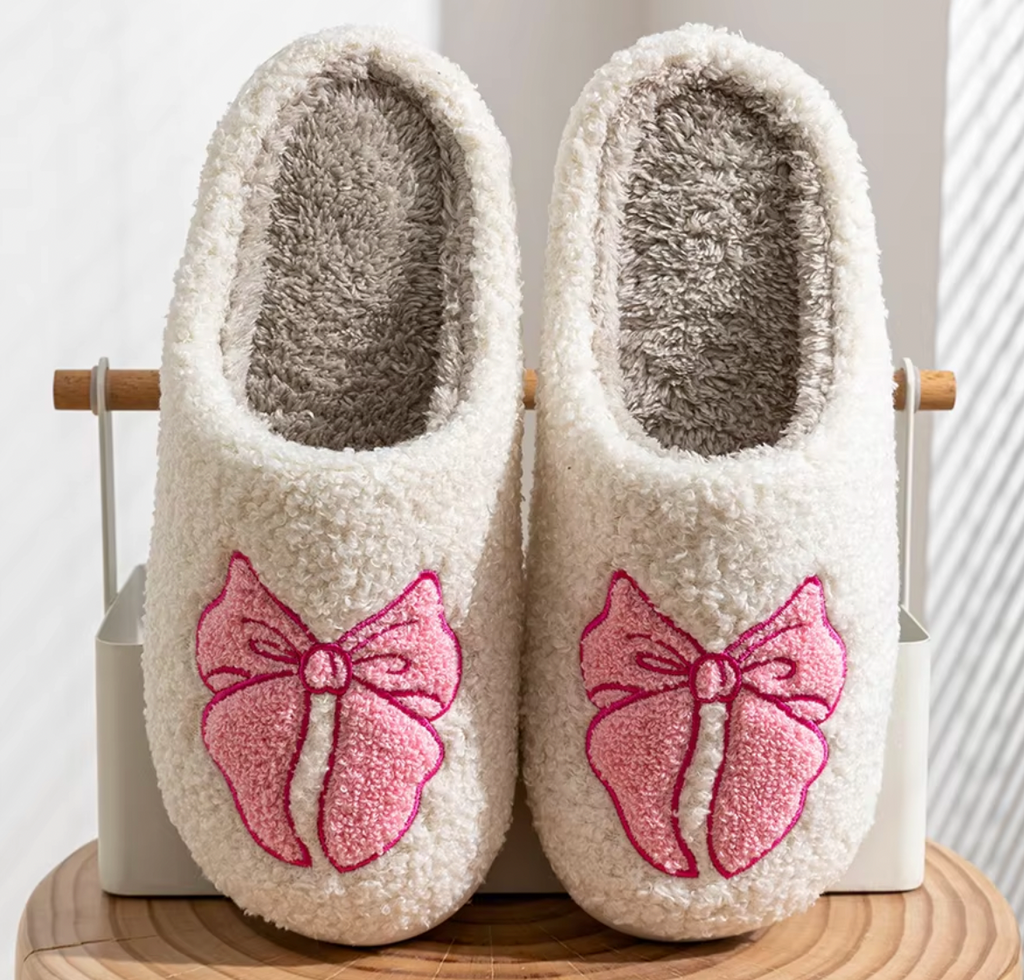 LANA BOW PLUSHIE SLIPPERS