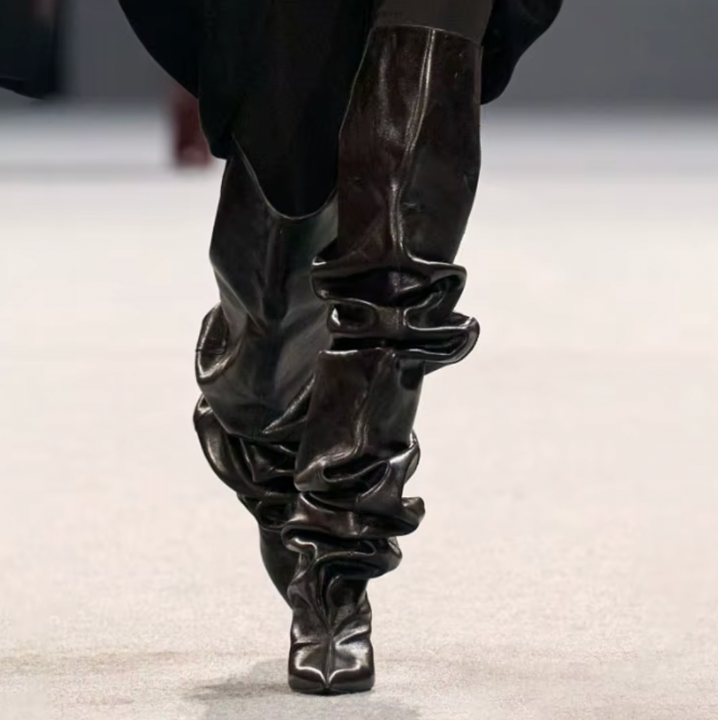 TALL RUCHED PLEATHER BOOTS