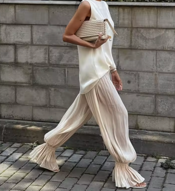 KOKO FLOWY BALLOON PANTS